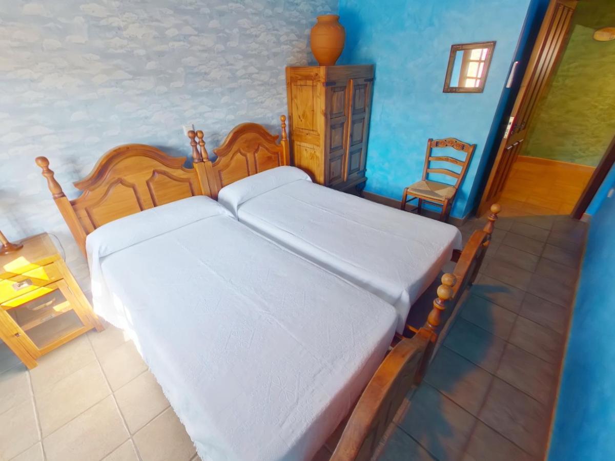 Ruralrut En El Tiemblo Precios Especiales A Partir De 7 Noches, Wifi, Cabina De Hidromasaje, Aire Acondicionado, Zonas De Bano Naturales Cercanas Exterior foto