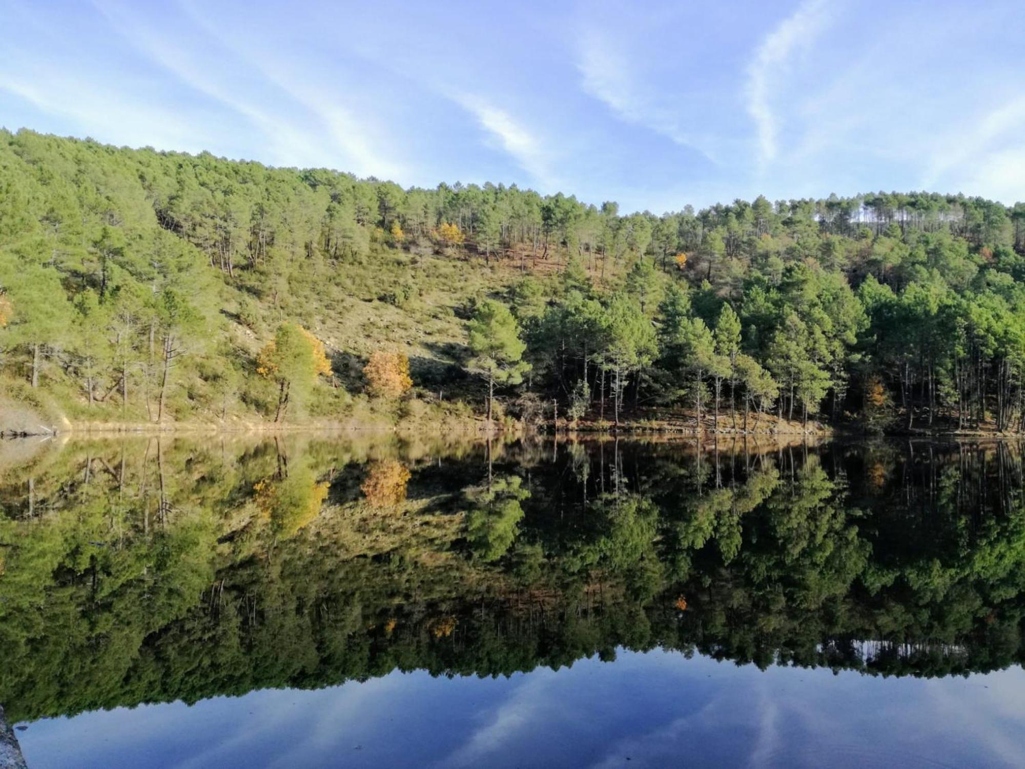 Ruralrut En El Tiemblo Precios Especiales A Partir De 7 Noches, Wifi, Cabina De Hidromasaje, Aire Acondicionado, Zonas De Bano Naturales Cercanas Exterior foto